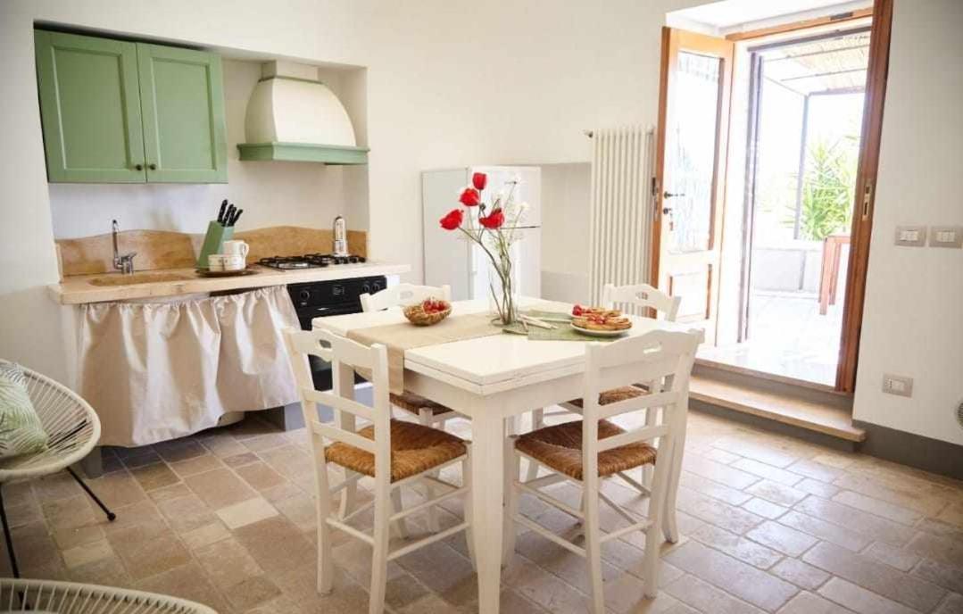 Trulli Azzalema With Exclusive Pool Villa Brindisi Luaran gambar
